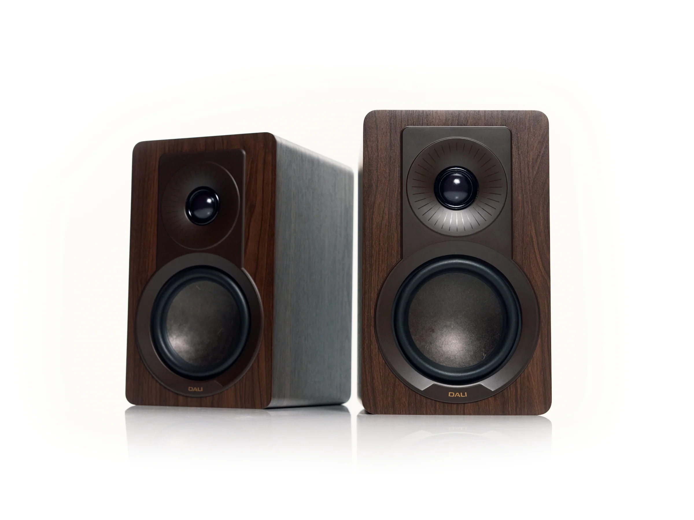 Bluesound Powernode (N331) with DALI Kupid Bookshelf Speaker (2025 Model) - Image 21