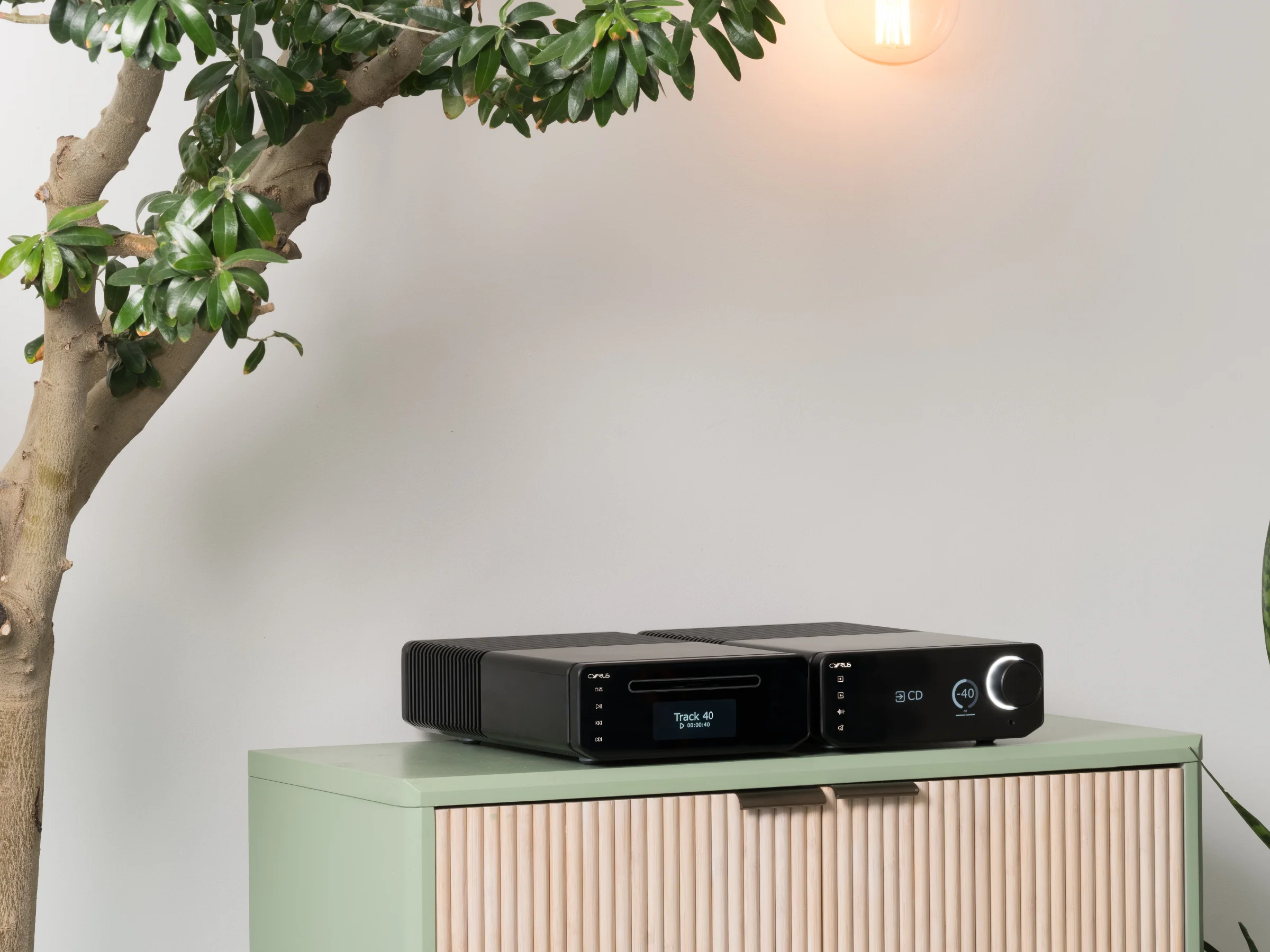 Cyrus 40 Amp with 40 CD Player - Image 11