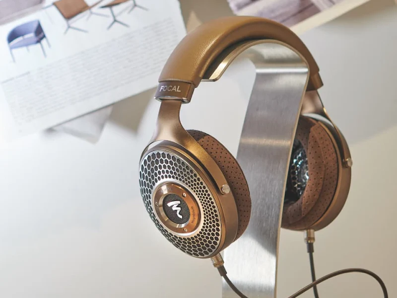 Focal Headphones Stand - Image 2