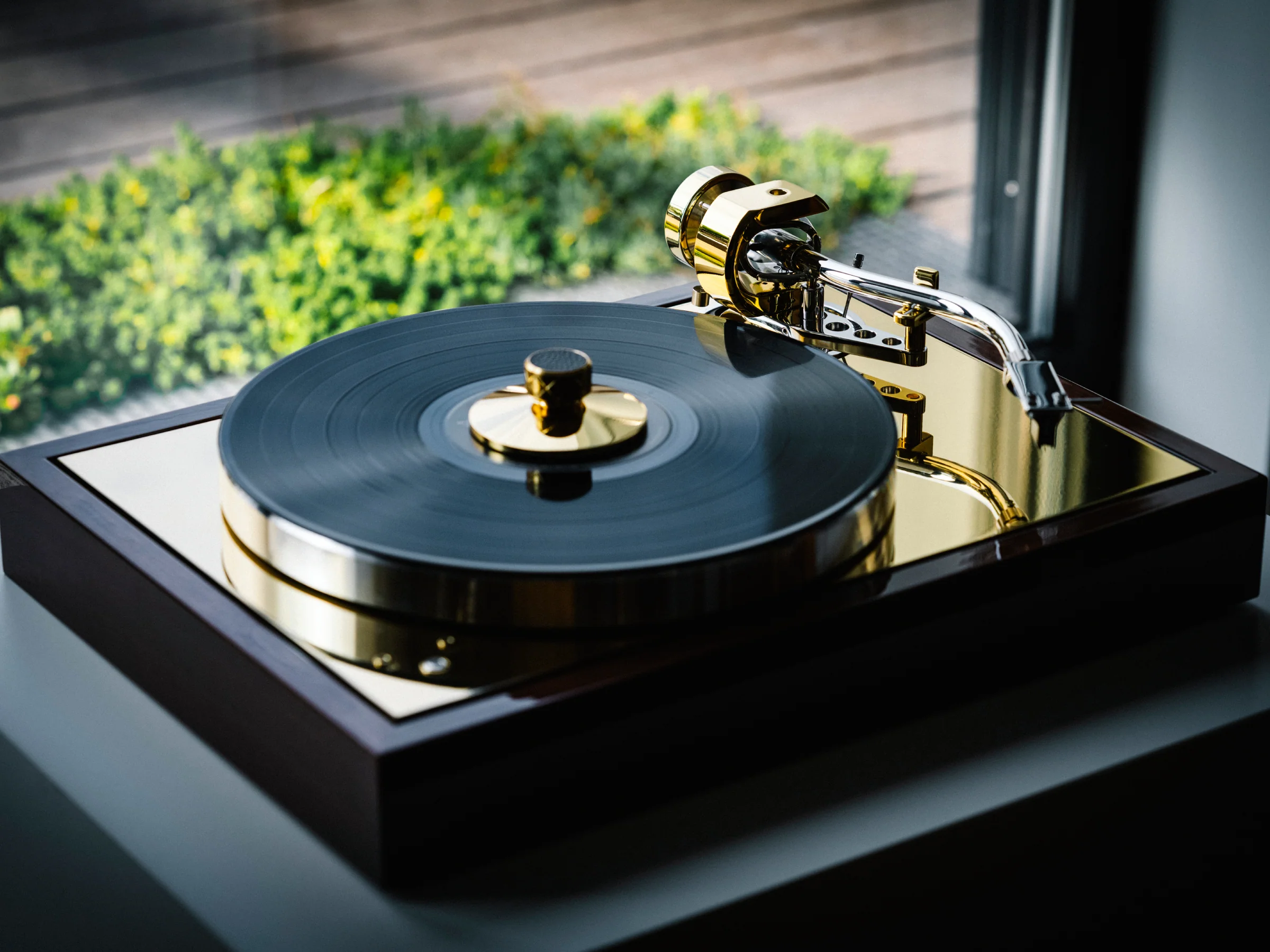 Pro-Ject The Classic Reference Turntable - Image 20