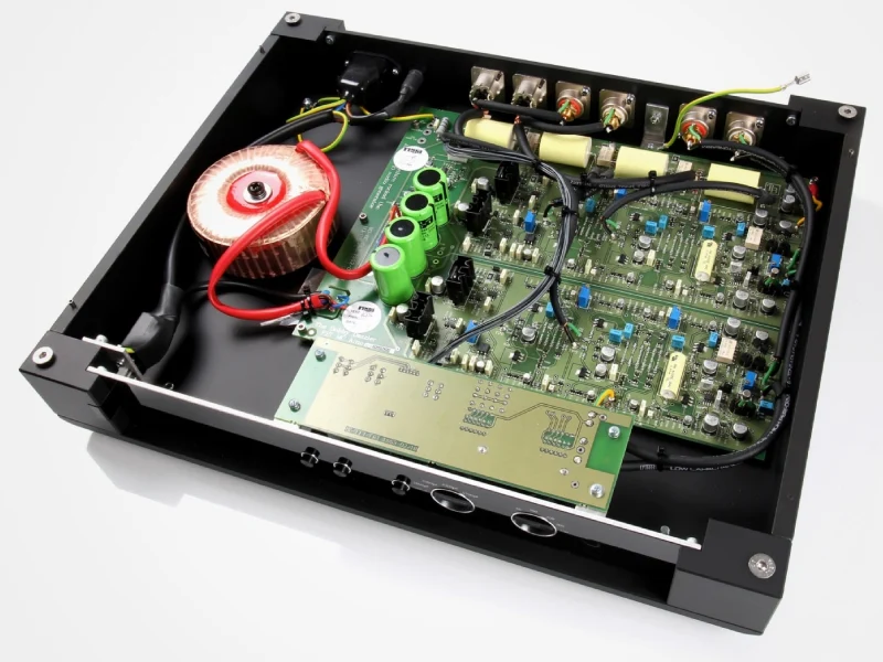 Rega Aura MC phono stage - Image 5