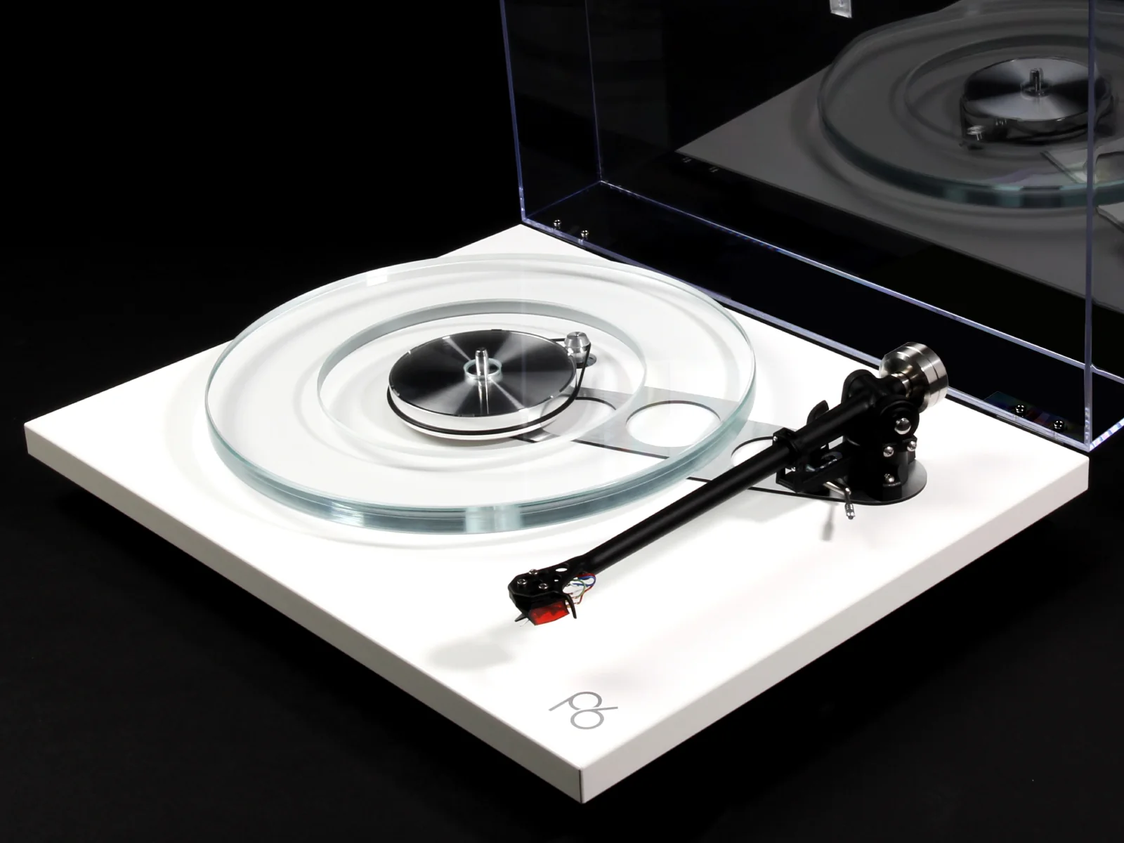 Rega Planar 6 Turntable - Image 4