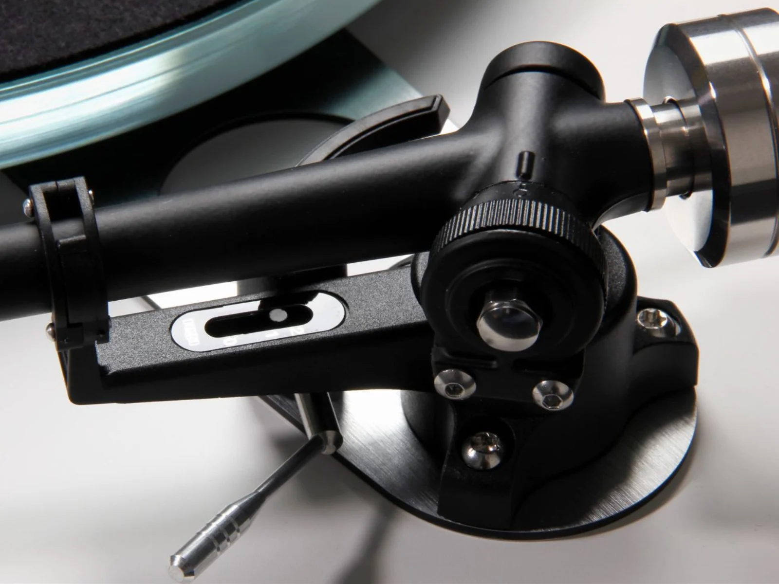 Rega Planar 6 Turntable - Image 8