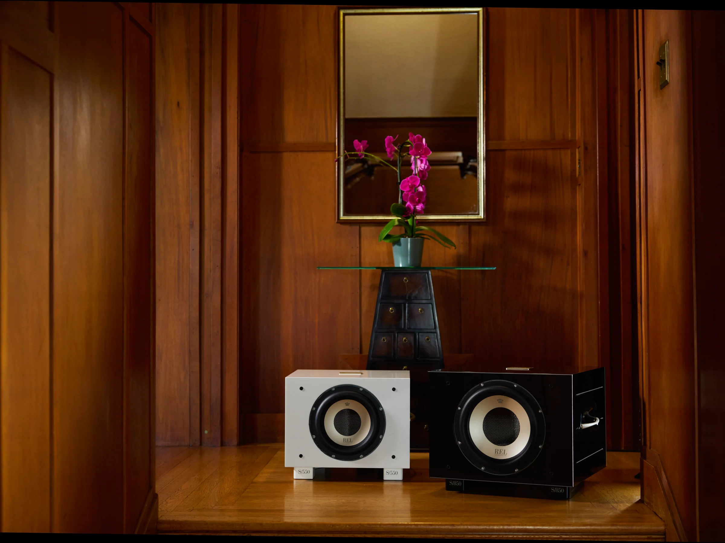 REL Acoustics S/850 Subwoofer - Image 11