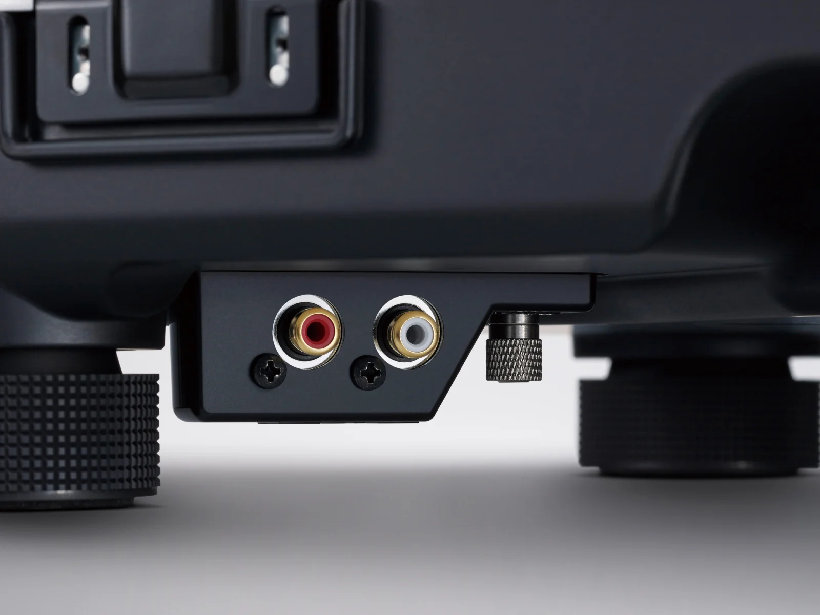 Technics SL-1200GR2 Direct Drive Turntable - Image 9