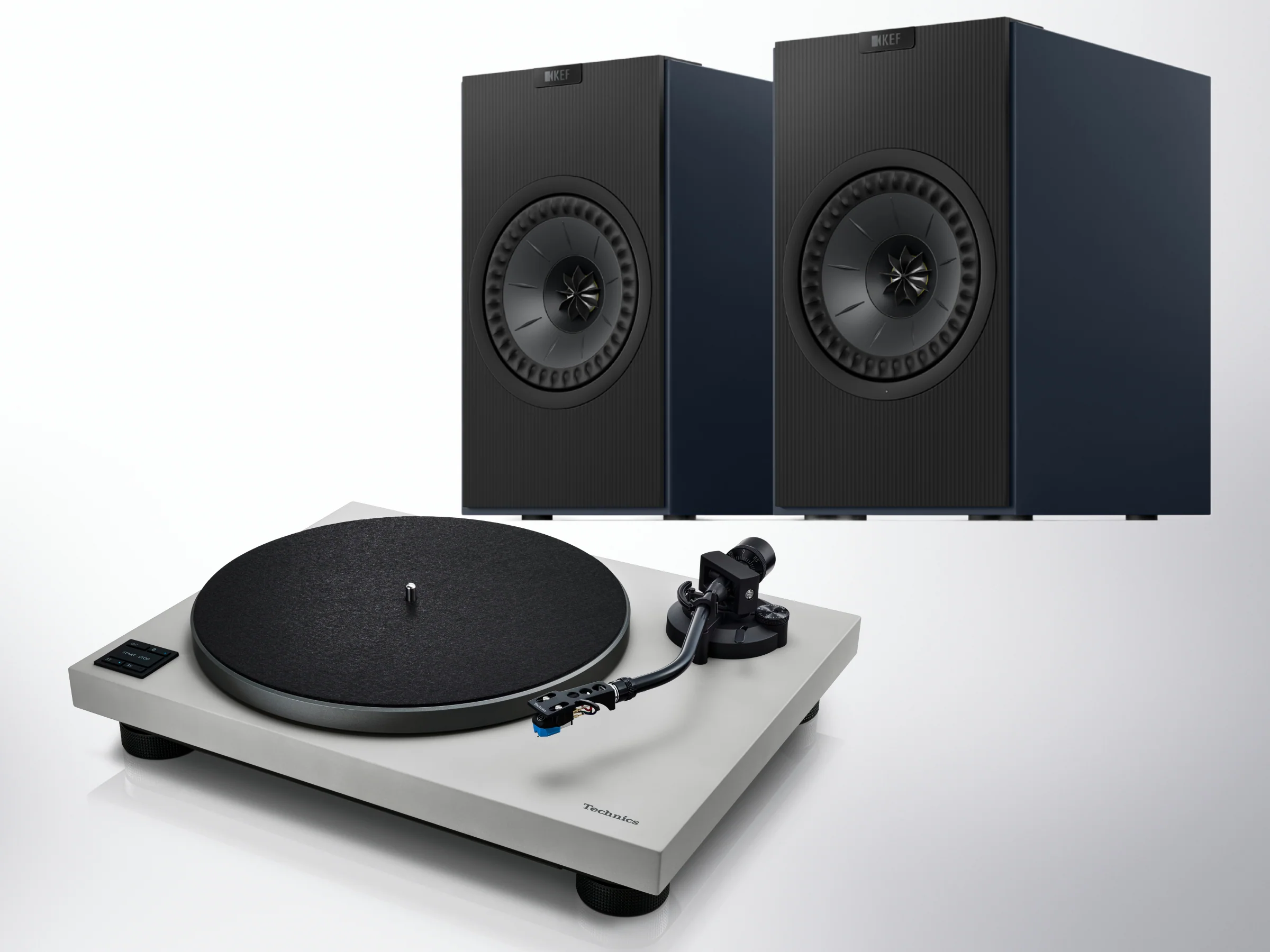 Technics SL-40CBT Direct Drive Turntable with KEF CODA W Wireless Turntable System - Image 8