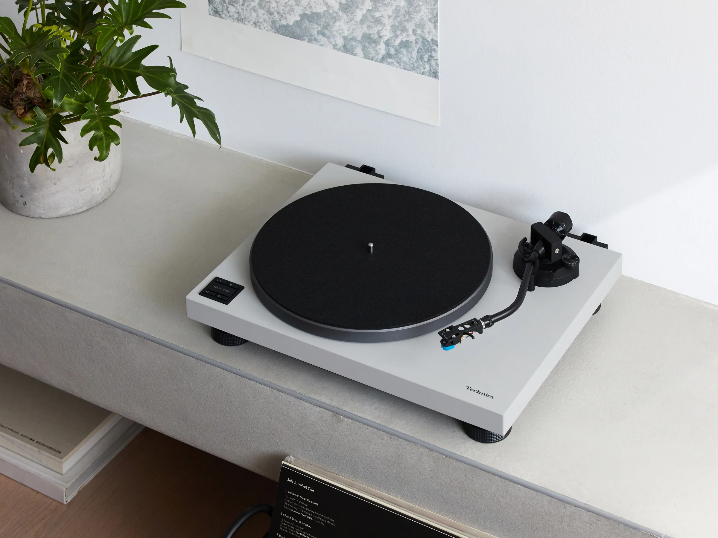 Technics SL-40CBT Direct Drive Turntable with KEF CODA W Wireless Turntable System - Image 21